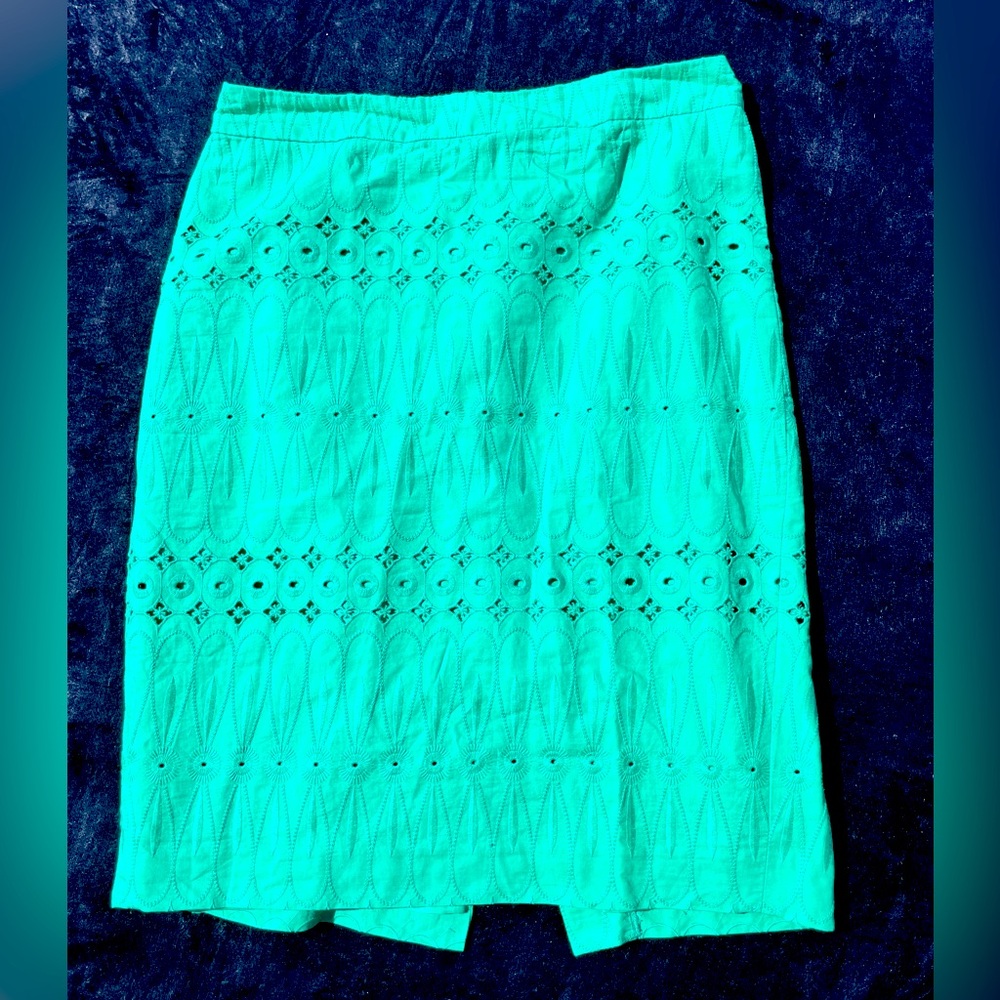 LOFT Elegant Teal Eyelet Pencil Skirt - Knee-Length - Size 4